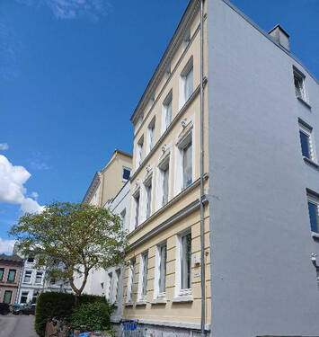 Bild 2 - 1 Zimmer Mehrfamilienhaus, Wohnhaus zum Kaufen in Lübeck