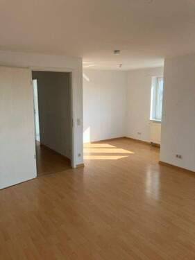 Wohnzimmer - 2 Zimmer Etagenwohnung in Erfurt