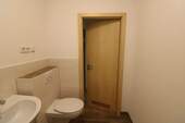 Beispiel Bad mit Dusche - 3 Zimmer Etagenwohnung zur Miete in Freiberg