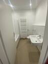 Wannenbad - Etagenwohnung mit 92,00 m&sup2; in Düsseldorf zur Miete