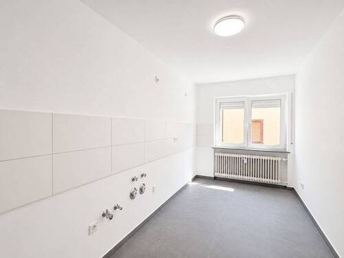 Küche - 2 Zimmer Etagenwohnung zur Miete in Mannheim-Neckarau