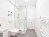 Badezimmer - Etagenwohnung mit 55,00 m&sup2; in Mannheim-Neckarau zur Miete