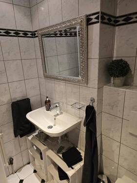 Bad 4.jpeg - Etagenwohnung mit 122,00 m&sup2; in Nieste zum Kaufen