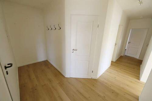 Flur - Etagenwohnung mit 155,10 m&sup2; in Lage zum Kaufen