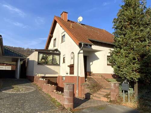 Vorderansicht - 6 Zimmer Einfamilienhaus zum Kaufen in Sondershausen