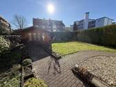 Garten mit Gartenhaus - 