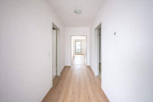 Flur - Etagenwohnung mit 48,80 m&sup2; in Dortmund zum Kaufen