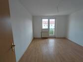 Wohnzimmer - Etagenwohnung mit 59,40 m² in Merseburg zur Miete