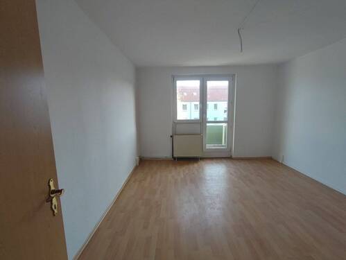 Wohnzimmer - Etagenwohnung mit 59,40 m² in Merseburg zur Miete