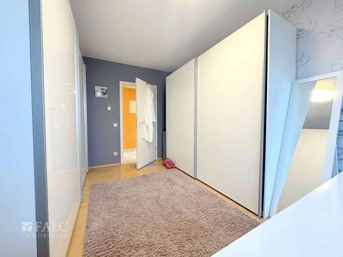 Garderobe - 