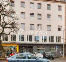 Kompakte Dachgeschosswohnung mit Aufzug - solide vermietet und gut angebunden - Nürnberg Steinbühl