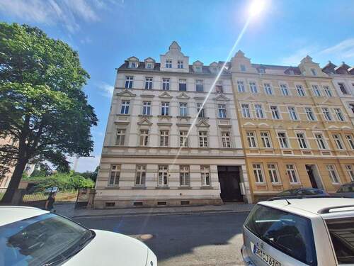 Hausansicht - Urgemütliche Dachgeschosswohnung sucht Nachmieter