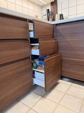 Einbauküche Detailaufnahme mit Auszügen - 