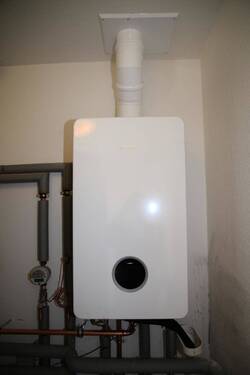 neue Bosch-Brennwertheizung - 