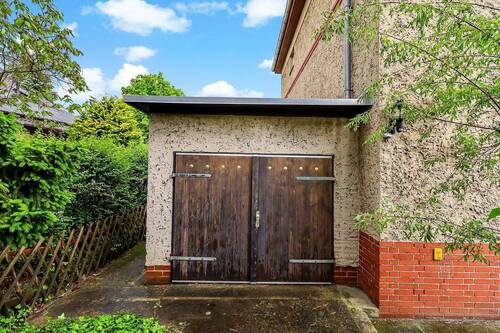 Garage - 