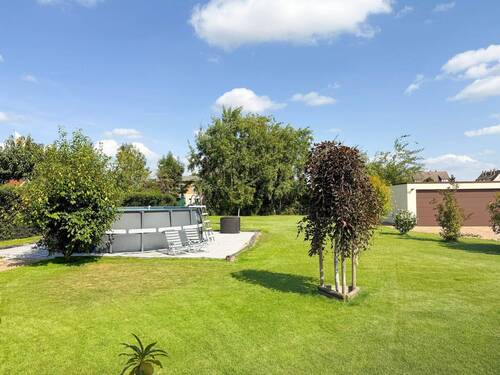 Herrlich gepflegtes Grundstück - 