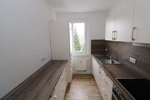 Beispiel Küche - Kocharena...neu sanierte 2-RW mit Einbauküche u. Dusche!!!