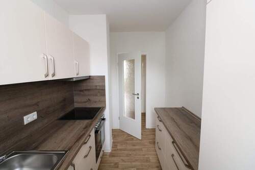 Beispiel Küche - 2 Zimmer Etagenwohnung zur Miete in Freiberg