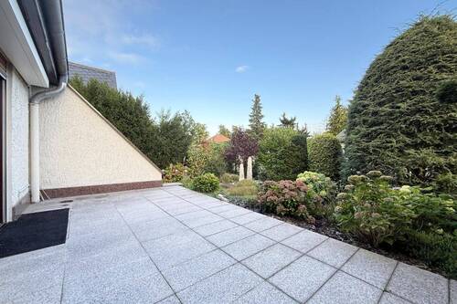 Sonnenterrasse mit Privatsphäre - 