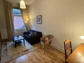 Wohnzimmer - Etagenwohnung mit 44,00 m&sup2; in Frankfurt am Main zur Miete