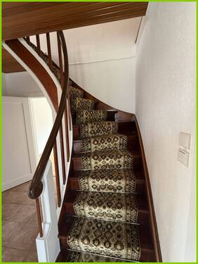 Treppe zum DG - 