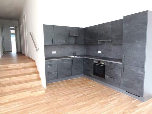 Kochbereich - Terrassenwohnung mit 104,00 m&sup2; in Frankfurt am Main zur Miete