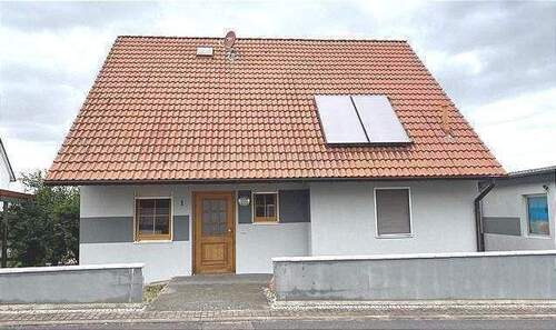 Außenansicht - 4 Zimmer Einfamilienhaus zum Kaufen in Roßleben