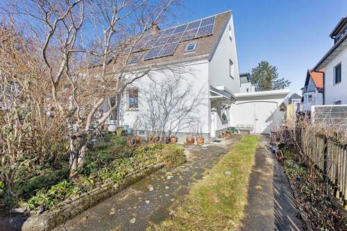 Außenanlage - 4 Zimmer Einfamilienhaus zum Kaufen in München