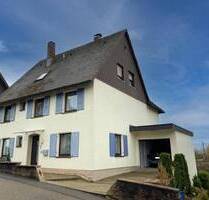 Freistehende, attraktives 2-Familien-Haus mit großer Garage - St. Georgen Peterzell