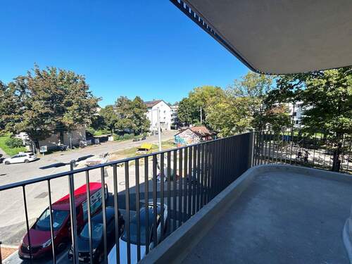 Balkon - Etagenwohnung mit 89,00 m² in Stuttgart zur Miete