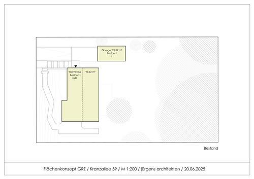 Altbestand Wohnhaus und Garage - 