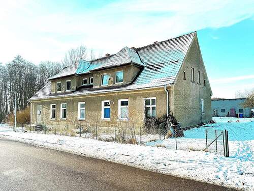 26-01-001b - Mehrfamilienhaus 17111 Hohenmocker OT Strehlow, Dorfstraße 30