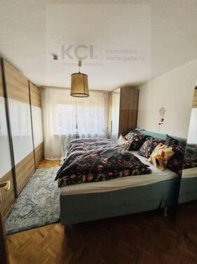 Schlafzimmer Haupt - 