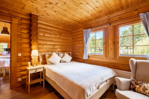 Schlafzimmer mit Blick zu den Pferden - 