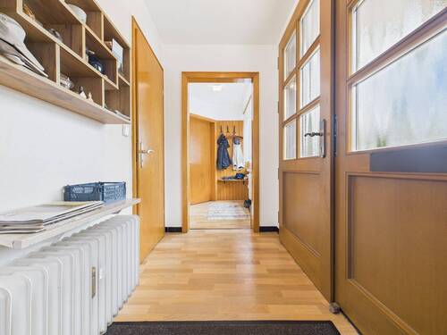 Flur_Erdgeschoss - 2 Zimmer Terrassenwohnung zum Kaufen in Willingen