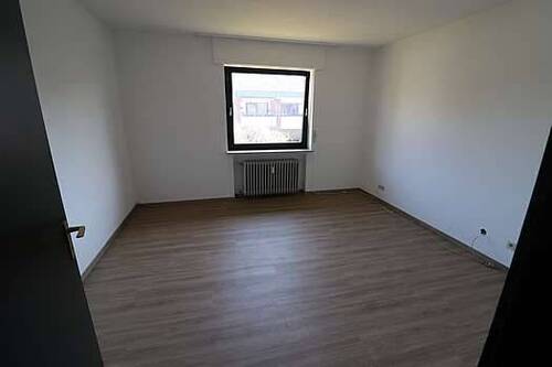 Schlafzimmer - Etagenwohnung mit 98,00 m&sup2; in Osnabrück-Voxtrup zur Miete