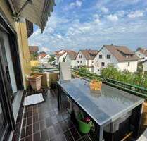 Großzügige Dachgeschosswohnung mit Balkon - Viernheim
