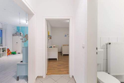 Flur - Etagenwohnung mit 53,00 m&sup2; in Düsseldorf zum Kaufen