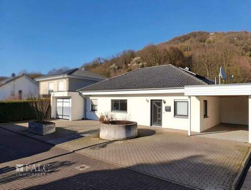 Außenansicht - 3 Zimmer Einfamilienhaus zum Kaufen in Rheinbrohl