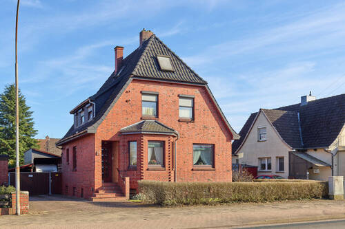 Bild 1 - Charmantes Wohnhaus mit viel Fläche, Wintergarten, Dachterrasse und großem Garten in Winsen (Luhe)