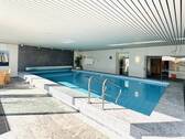 Schwimmhalle - 