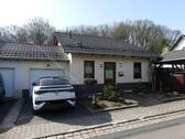 Hausansicht Straßenseite - 