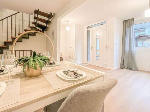 Bild 2 - 5 Zimmer Reihenmittelhaus zum Kaufen in Rellingen