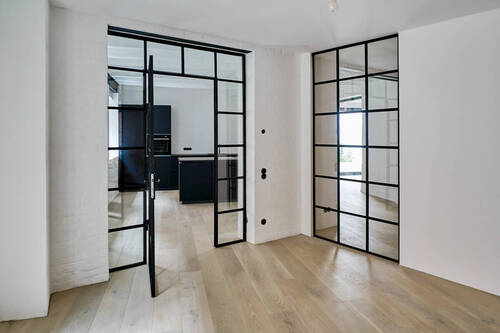 Blick vom Separee in die Küche. Erdgeschosswohnung - Etagenwohnung mit 195,60 m&sup2; in Kassel / West zum Kaufen