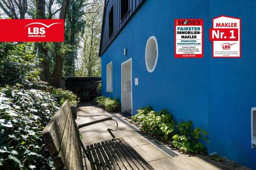 Hausansicht - Mitten in der Stadt und doch im Grünen