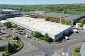 Bild 1 - Exklusiv - Produktionshalle mit Rampen in Karben zur Vermietung oder Verkauf
