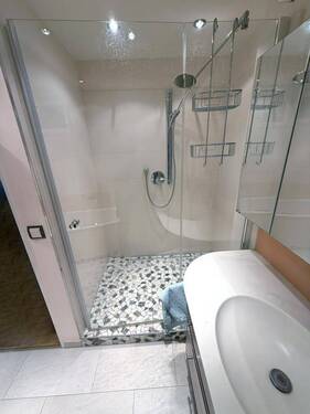Badezimmer-Dusche - 