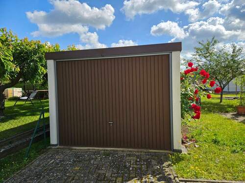 Garage.jpg - 