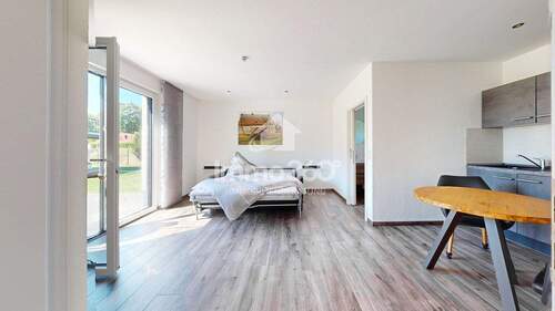 Pension - Unterkunft 1 - 7 Zimmer Mehrfamilienhaus, Wohnhaus in Letschin