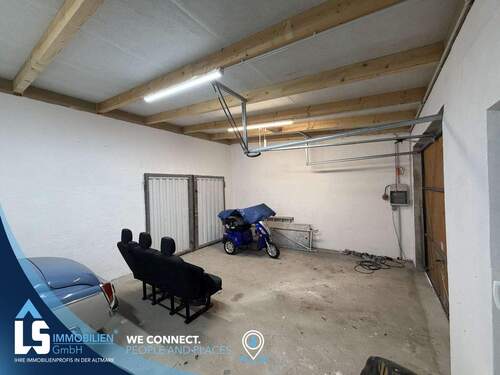 Garage Innen 1 - 